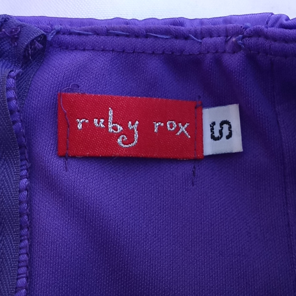 Ruby Rox Formal Dress - Picture 3 of 7